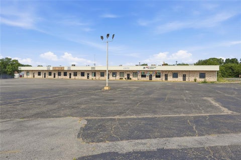Photo of 605 S Green Avenue, Purcell, OK 73080 (MLS # 1243486)