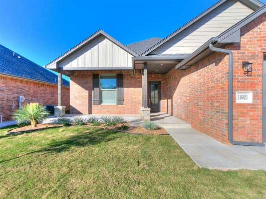 16021 ZAMORA LN, OKLAHOMA CITY, OK 73170 - Image 392291cdc4c9583b2a0d80e981b9da59/902484930