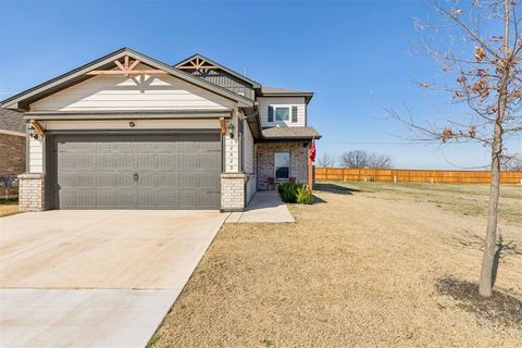 Photo of 12629 Florence Lane, Yukon, OK 73099 (MLS # 1217515)
