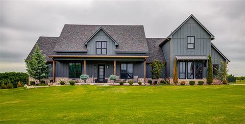 Photo of 5668 Lamar Circle, Norman, OK 73072 (MLS # 1229900)