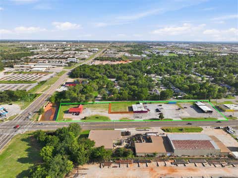 Photo of 1908 SE 59th Street, Oklahoma City, OK 73129 (MLS # 1243982)