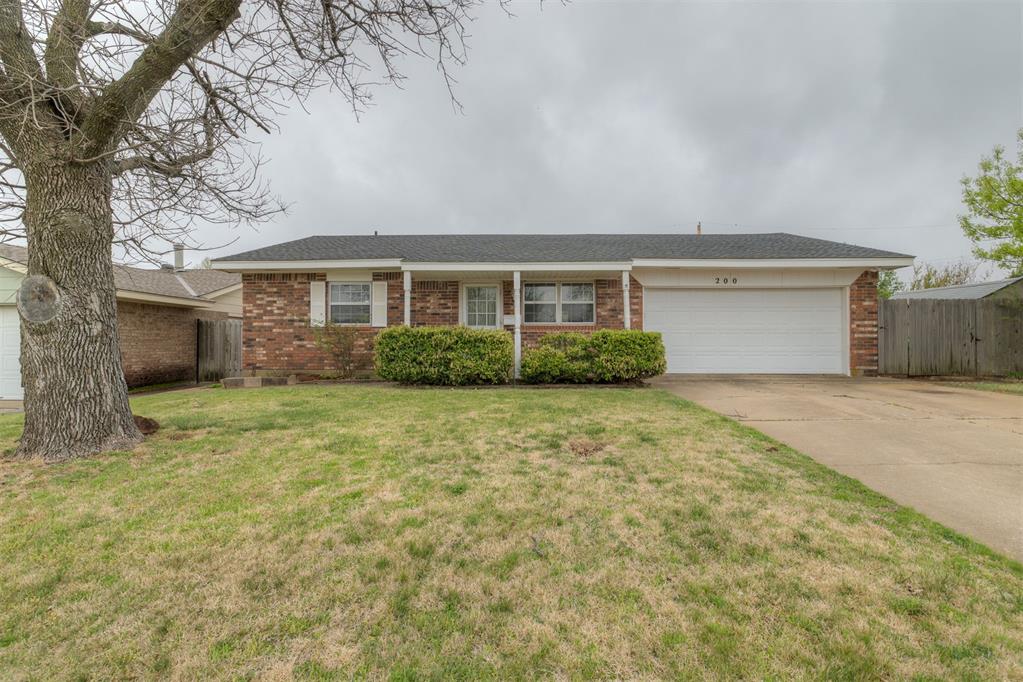 Photo 1 of 42 — 200 E Beech Avenue, Yukon, OK 73099