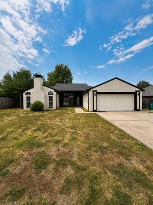 10413 DORIS PL, OKLAHOMA CITY, OK 73162 - Image 3a2a462efd54e55d1acd63ff0de45b7b/906898196