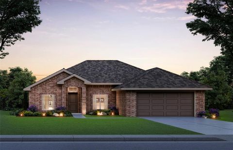 Photo of 1208 Blackjack Creek Drive, Yukon, OK 73099 (MLS # 1228299)