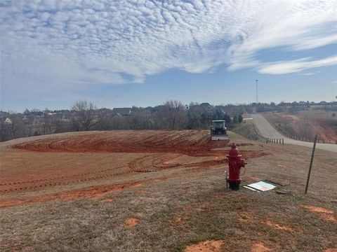 Photo of 5680 SE 56th Place, Norman, OK 73072 (MLS # 1214644)