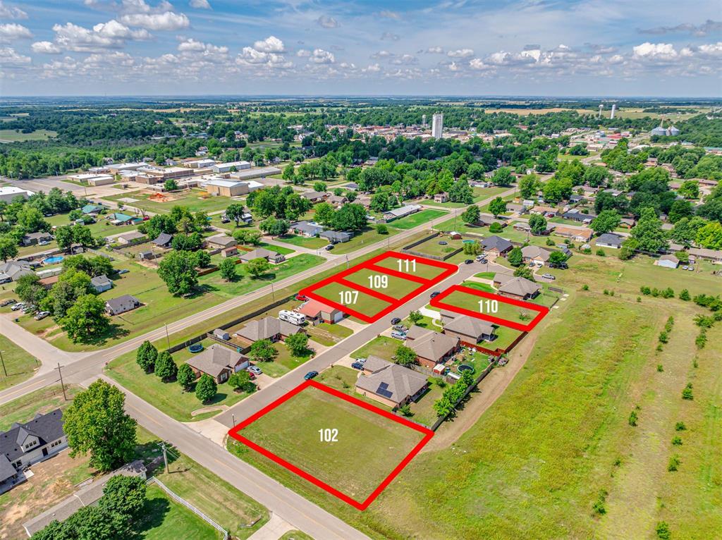 Photo 1 of 14 — 102 Dogwood, Crescent, OK 73028