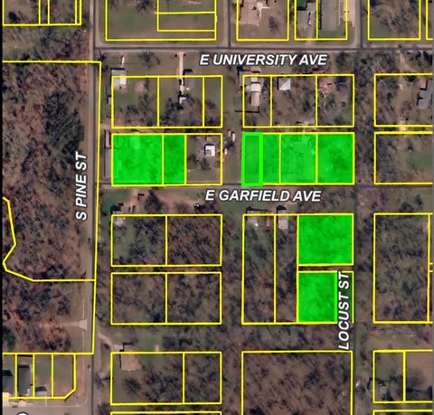 Photo of 1516 E Garfield AVE, Guthrie, OK 73044 (MLS # 1251389)