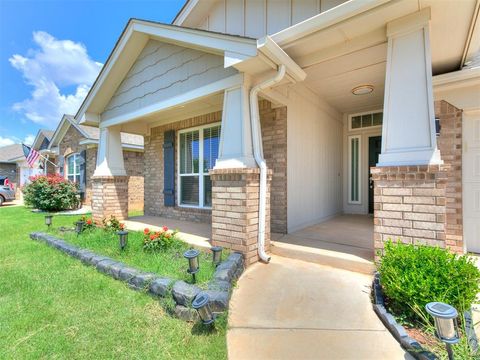 Photo of 12929 NW 4th Street, Yukon, OK 73099 (MLS # 1224760)