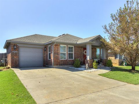Photo of 6712 NW 156 Street, Edmond, OK 73013 (MLS # 1227843)