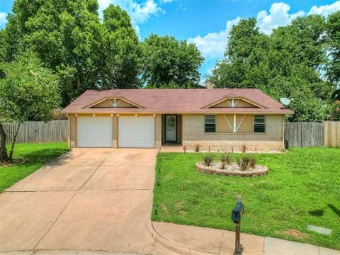 Photo of 1101 Teal Place, Edmond, OK 73003 (MLS # 1238786)