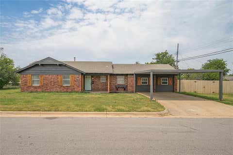 Photo of 1901 NE 54th Street, Oklahoma City, OK 73111 (MLS # 1246135)