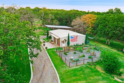 Photo of 11600 E Coffee Creek Road, Arcadia, OK 73007 (MLS # 1241634)