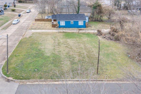 Photo of 1453 NE 14th Street, Oklahoma City, OK 73117 (MLS # 1214146)