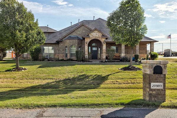 20500 ANTLER FARMS DR, EDMOND, OK 73012 - Image 3ee9642d7204f7a3dc795551e1b74906/1755050787