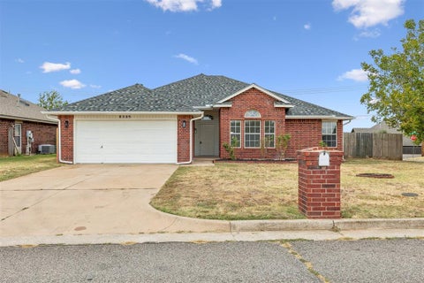 Photo of 8509 Curtis Terrace, Oklahoma City, OK 73132 (MLS # 1251848)