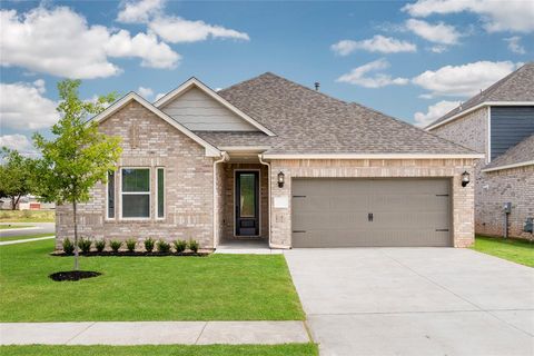 Photo of 12017 SW 30 Street, Yukon, OK 73099 (MLS # 1218769)