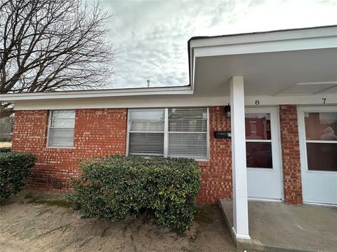 Photo of 500 Stinson Street, Norman, OK 73072 (MLS # 1201434)