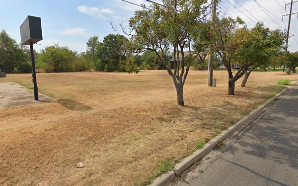 5712 E RENO AVE, OKLAHOMA CITY, OK 73110 - Image 3f899b6d0f059cabd42b6e5461bde4cc/3637013632