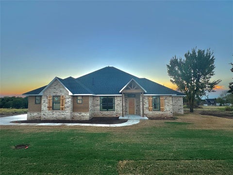 Photo of 1953 Cattle Drive, Guthrie, OK 73044 (MLS # 1252083)