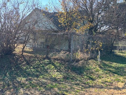 Photo of 511 Division Street, Arcadia, OK 73007 (MLS # 1230876)