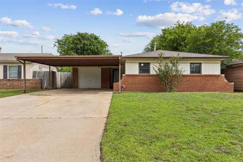Photo of 2717 SW 64th Street, Oklahoma City, OK 73159 (MLS # 1234309)