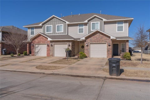 Photo of 779 SW 14th Street, Moore, OK 73160 (MLS # 1237733)