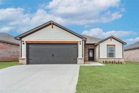 Photo of 1805 Palmatum Road, El Reno, OK 73036 (MLS # 1244390)