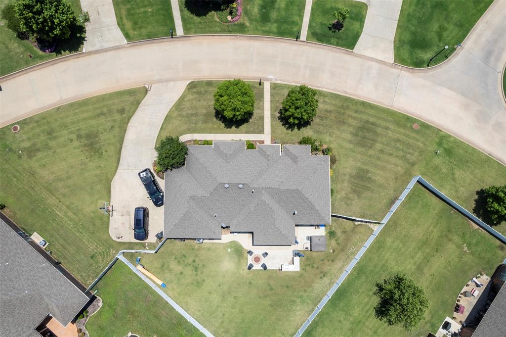 Shawnee, Oklahoma 74804, United States, 4 Bedrooms Bedrooms, ,3 BathroomsBathrooms,Residential,Active,255539
