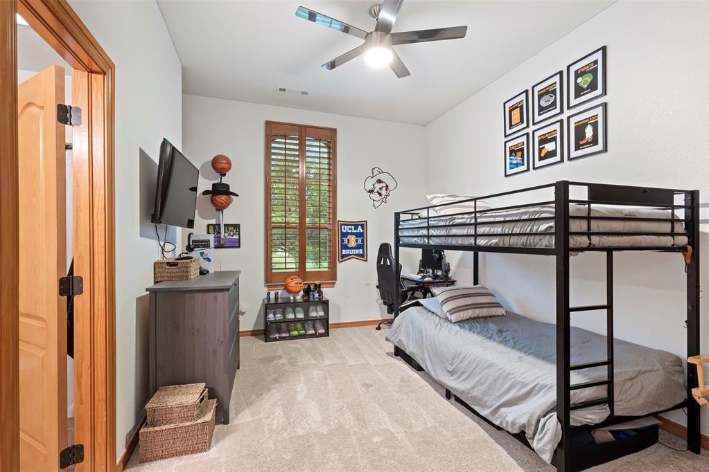 Shawnee, Oklahoma 74804, United States, 4 Bedrooms Bedrooms, ,3 BathroomsBathrooms,Residential,Active,255539