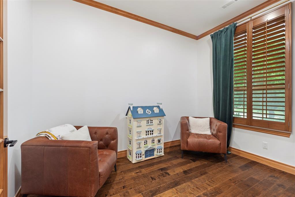 Shawnee, Oklahoma 74804, United States, 4 Bedrooms Bedrooms, ,3 BathroomsBathrooms,Residential,Active,255539