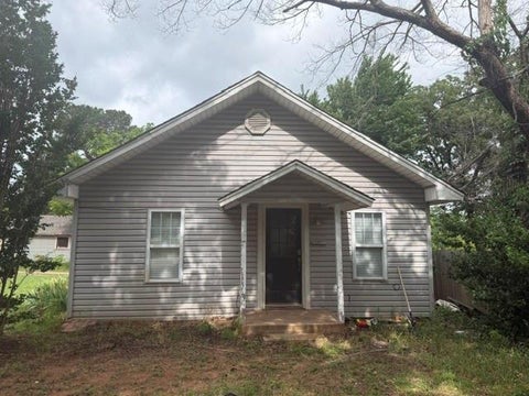 Photo of 221 Bennett Boulevard, Chandler, OK 74834 (MLS # 1234275)