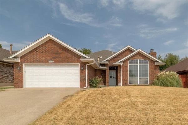 10013 FOREST LN, OKLAHOMA CITY, OK 73130 - Image 427eb866eaeaa4c2b12d3dcd33c9a9bb/788403589
