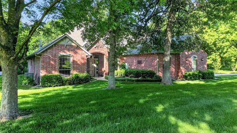 Photo of 7400 Oakwood Creek Road, Edmond, OK 73034 (MLS # 1229683)