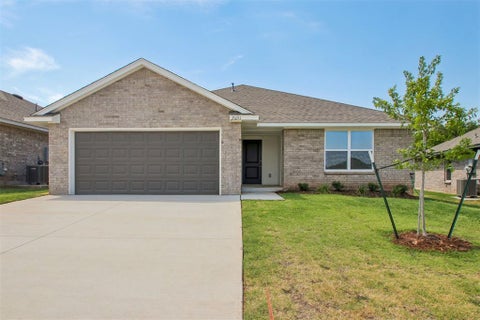 Photo of 2051 Brush Creek Way, Newcastle, OK 73065 (MLS # 1246487)