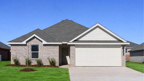 Photo of 423 Park Place Drive, Newcastle, OK 73065 (MLS # 1187734)