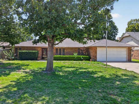 Photo of 13309 Green Valley Drive, Oklahoma City, OK 73120 (MLS # 1244702)