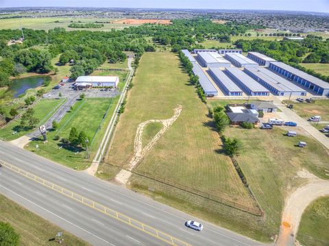 Photo of 9201 NW Expressway Expy, Yukon, OK 73099 (MLS # 1228972)