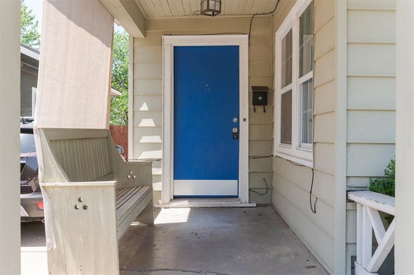 2609 N SHARTEL AVE, OKLAHOMA CITY, OK 73103 - Image 44ea1f00e5bd3dfdf121ed33aa576727/1008585392