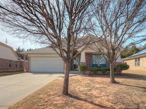 Photo of 1713 Choctaw Wood Drive, Choctaw, OK 73020 (MLS # 1218278)