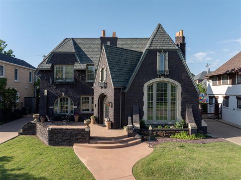 Photo of 712 NE 21ST Street, Oklahoma City, OK 73105 (MLS # 1229418)