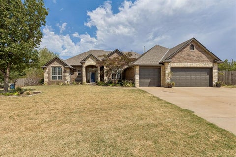 Photo of 44 NW Cypress Street, Piedmont, OK 73078 (MLS # 1245238)