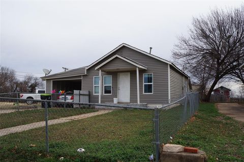 Photo of 204 S CANADIAN Avenue, Purcell, OK 73080 (MLS # 1215807)