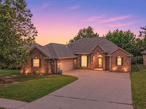 Photo of 745 Martina Lane, Edmond, OK 73034 (MLS # 1226943)