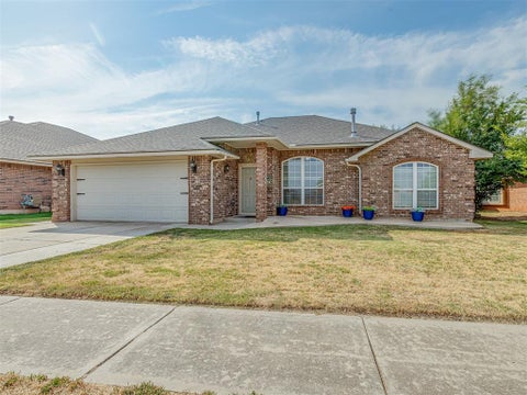 Photo of 2200 Scissortail Landing Drive, Edmond, OK 73012 (MLS # 1251067)