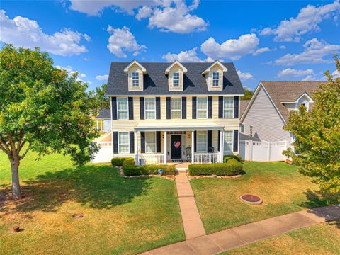 Photo of 101 Chardonnay Lane, Norman, OK 73071 (MLS # 1248186)