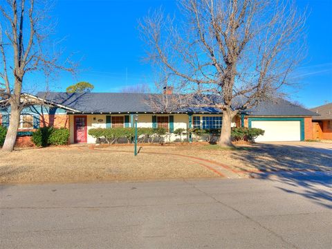 Photo of 1404 Rinehart Drive, El Reno, OK 73036 (MLS # 1209945)
