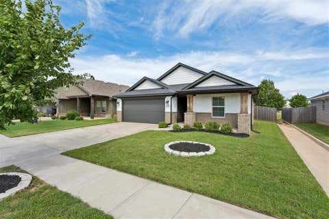 Photo of 3412 Pagoda Pead Drive, Yukon, OK 73099 (MLS # 1238486)