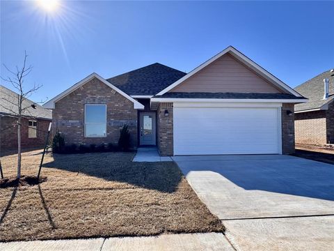 Photo of 9336 NW 143rd Street, Yukon, OK 73099 (MLS # 1218919)