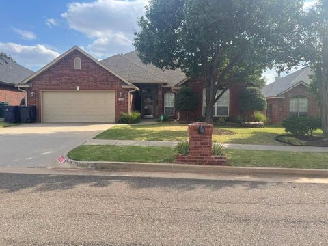 Photo of 2700 SE 95th Street, Oklahoma City, OK 73160 (MLS # 1250738)