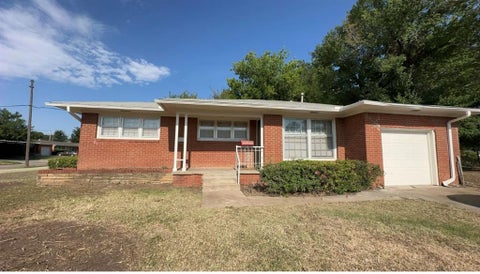 Photo of 1501 SW 66th Street, Oklahoma City, OK 73159 (MLS # 1242174)